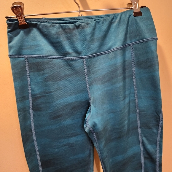 Under Armour Women's athletic leggings size S - Picture 7 of 10